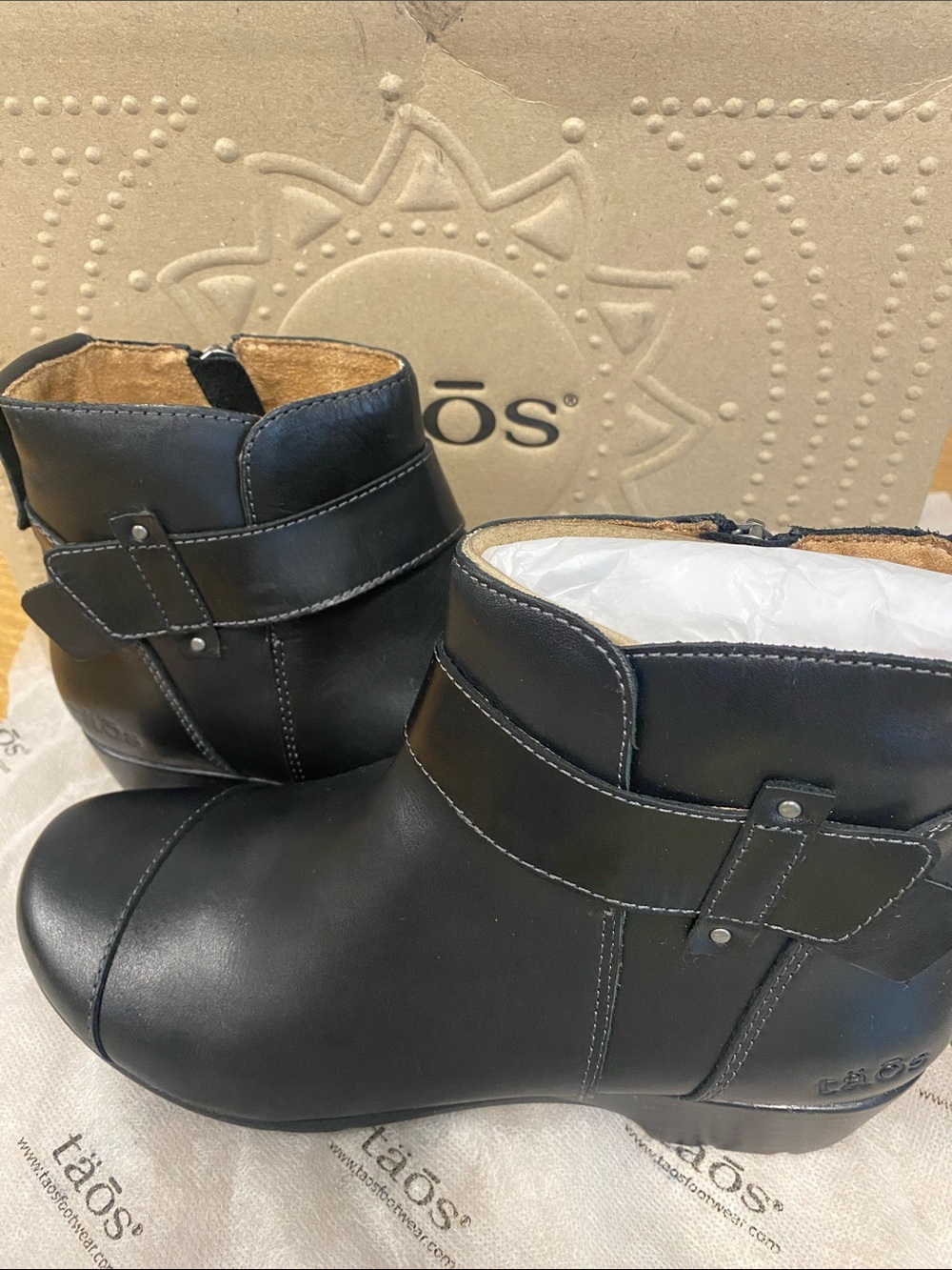 Taos Footwear Women’s Black Leather Ankle Boots with Strap Detail
